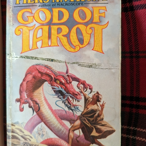 Duo of Sci-fi books: Tatooine Ghost & God of Tarot - Picture 2 of 5